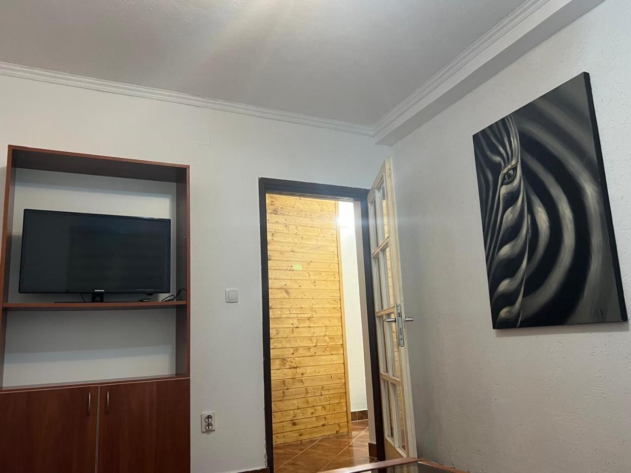 Lilly Apartment
